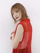 イル(ill)&nbsp;ダブルカラー　ブリーチ　ミルクティベージュ　レイヤー