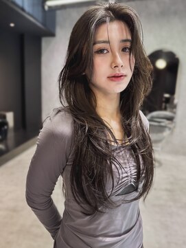 シティ(CITY) かきあげ前髪 韓国風レイヤーカット 顔まわり グレージュ 後れ毛