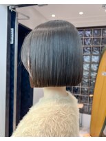 ロンドシエル 横浜(Lond ciel)&nbsp;イメチェン外ハネボブ美髪ワイドバングミディアムレイヤーカット