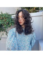 ナヌーク ダイカンヤマ(nanuk daikanyama)&nbsp;しっかりウェーブ・スパイラルパーマ