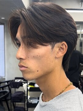 ニコ トウキョウ ロジック(nico TOKYO Logic) センターパートニュアンスパーマ曲がる縮毛矯正