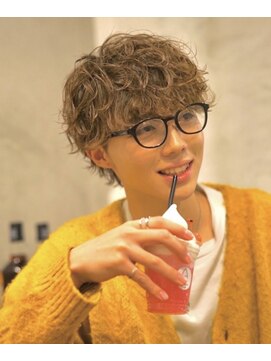アストラ(ASTRA) MEN’S HAIR/波巻きツイストスパイラル/リバースセンターパート