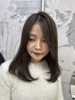 サル(saru)&nbsp;#レイヤーカット #オリーブベージュ