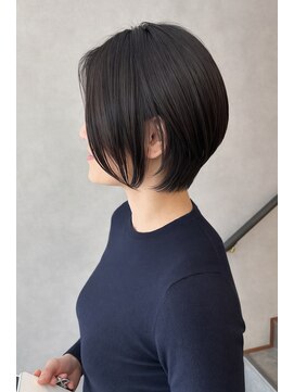 ヴィサージュメゾン(VISAGE maison) 大人女性の品格くびれショートボブ