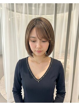 ハーツオオサカ(HE:ARTS OSAKA) 透明感ベージュカラー韓国ボブ