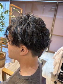 リブラン バイ ルッカ(Liburan by Lucca) 10月メンズパーマ