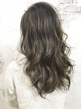 プーラヴィーダ(Pura Vida) 【PuraVida】ペールグレージュby足立マリエ