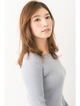 ユキオ(Yukio) 大人の小顔グロスセミディ