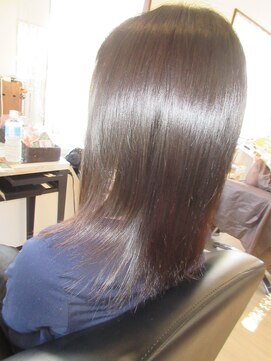 コア フィール ア デイ(COIFFURE A DAY) 【見附今町M3D】M3Dさらさらストレート