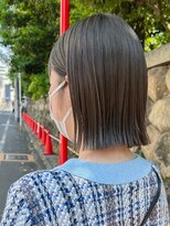 ノエ(noe) オリーブグレージュ×ボブ