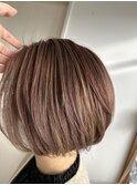 ショートボブ