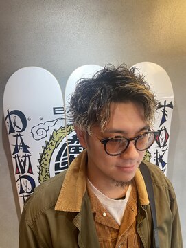 ダムディー トウキョウ 新宿店(DAMDEE TOKYO) ホワイトスパイラルメッシュスプリングツイスト