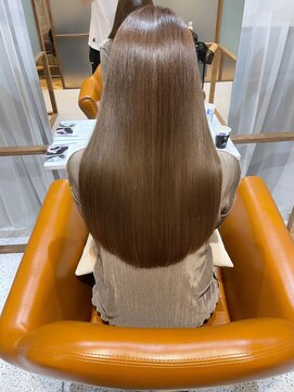 ジーナ 本八幡(Zina) 大人かわいい20代30代40代小顔ショコラベージュ　Zina本八幡