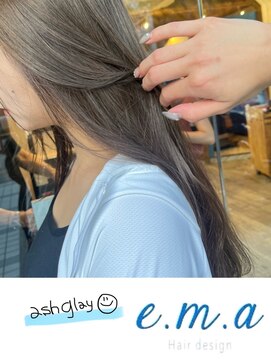 エマヘアデザイン(e.m.a Hair design) アッシュグレー
