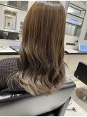 グレージュグラデーション