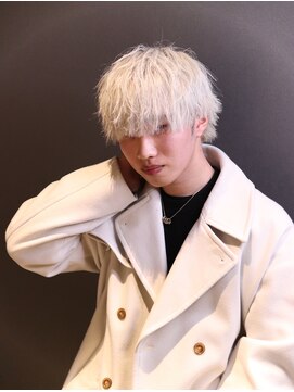 ルースト 京都四条大宮店(ROOST) ショートウルフ×ホワイトカラー