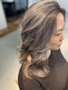 フリーダム 千種店(Freedom) シャドールーツ/グレージュ/ブリーチ/髪質改善/Freedom千種