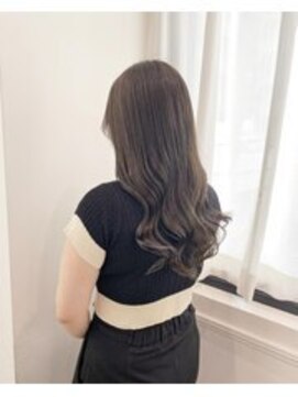 ブルー 盛岡店(BLUE) デザインカラー/レイヤーカット/ウェットヘア