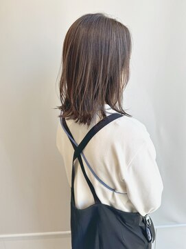 クイントネオリーブ 自由が丘正面口店(quint:neolive) 外ハネレイヤー　グレージュ　自由が丘　インナーカラー　韓国