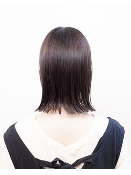 ルプラ ブリリアント(le-pla brilliant) 切りっぱなしボブ/シースルーバング/アッシュブラウン/豊橋/田原