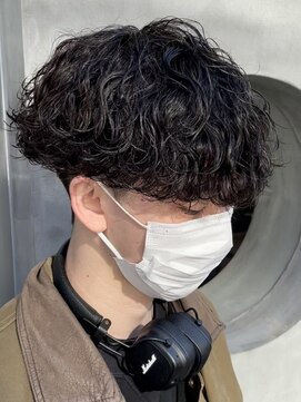 ローウェ バイ フィフス 立川メンズサロン(Louwe by fifth) 立川波巻きスパイラルパーマツイストパーマセンターパートウルフ