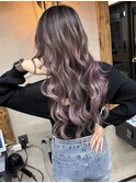 ピンクラベンダー、バレイヤージュ、ハイライト、レイヤーカット