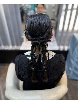 リエラ 新宿(RIERA) 編みおろしツイン