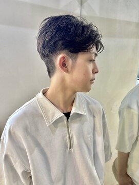 メイカ(MEIKA) 爽やかフェザーニュアンスパーマ