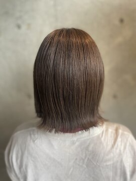 コティ(Kotii) ミルキーバイオレットで透明感ツヤカラー♪