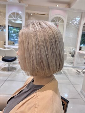 アッシュ 西荻窪店(Ash) Beige×bob