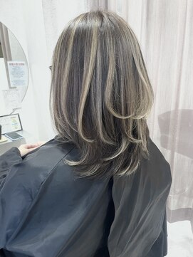 hairLux・浜松天王・三ヶ日・白髪をぼかすハイライト