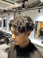 エイトメン 吉祥寺南口店(EIGHT MEN)&nbsp;センターパートに無造作パーマ(メンズパーマ、メンズヘア)