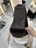 ジーナ 吉塚(Zina)&nbsp;艶髪 ショコラブラウン【福田れん】吉塚美容室 透明感 髪質改善