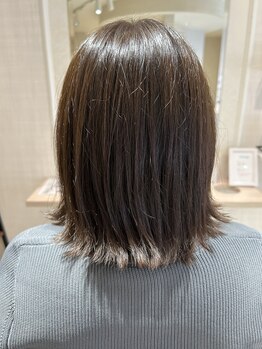 ヘアーサロン ビーネ(Hair salon Bi-ne)の写真/オーガニックな白髪染めと白髪ぼかしで大人女性の髪に自然な艶と輝きをプラス♪