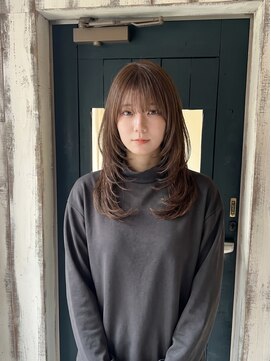 ニーゼロゼロナナ(2007) 【小顔効果◎】韓国風レイヤー×透明感カラー