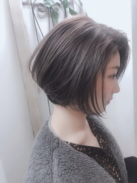 美容室 パルス 静岡鷹匠店(PALS) 前下がりショート