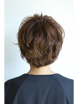 ヘアメイク イズム(HAIR MAKE ism) 【ism 千葉】スウィングショートボブ/30代40代大人女性B