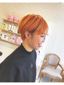 カロン 八柱店(CALON by truth) ショートマッシュスタイル×みかんカラー