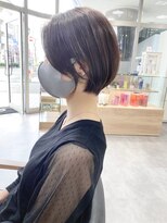 ジーニー 横浜(giinii)&nbsp;giinii横浜_大人美人ショート_グレージュ（ryota_hair）