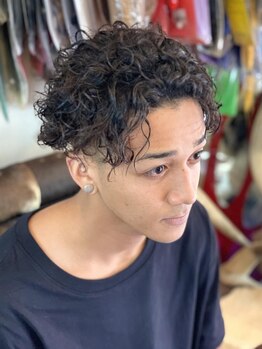 DIVINEの似合わせパーマでワンランク上のお洒落ヘアへ☆デザイン性も高く、自分らしさが表現できる♪