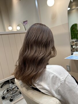 シダ(sida) ミルクティーベージュ