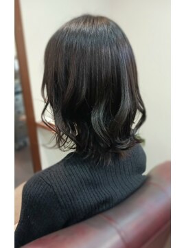 ダン美容室(dAN) フェザー×レイヤーカット