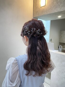 マロウイヴ(mallow eve) 《花屋併設の美容院》推し活ヘアセット