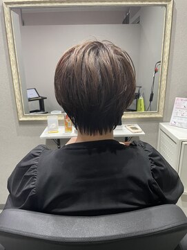 ナルハ(Naluha) 40代似合わせショート