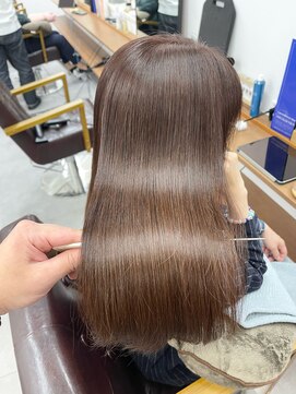 ランプ(Lamp) 縮毛矯正/髪質改善/クリスタライジング ビフォアー&アフター