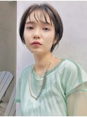 小顔カット大人かわいいショートボブ耳かけショート暗めカラー
