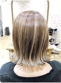 ハイライト×切りっぱなしボブ