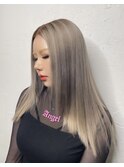 グレージュヘアー