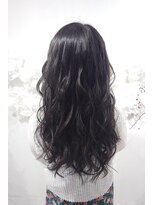 ブルームス アンジュ(Blooms Unge) 【コテ巻き】巻きおろしスタイル