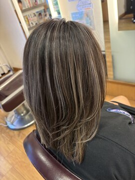 クレア 茅ヶ崎(CREA) コントラストハイライト/ハイライト/ブリーチカラー